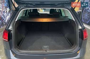 Універсал Volkswagen Golf 2013 в 