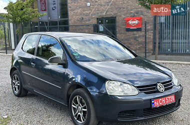 Хэтчбек Volkswagen Golf 2007 в 