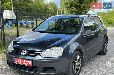 Хэтчбек Volkswagen Golf 2007 в 
