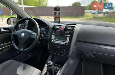 Хэтчбек Volkswagen Golf 2007 в 