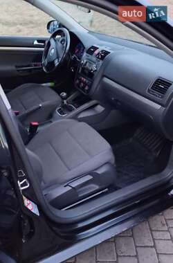 Універсал Volkswagen Golf 2008 в 