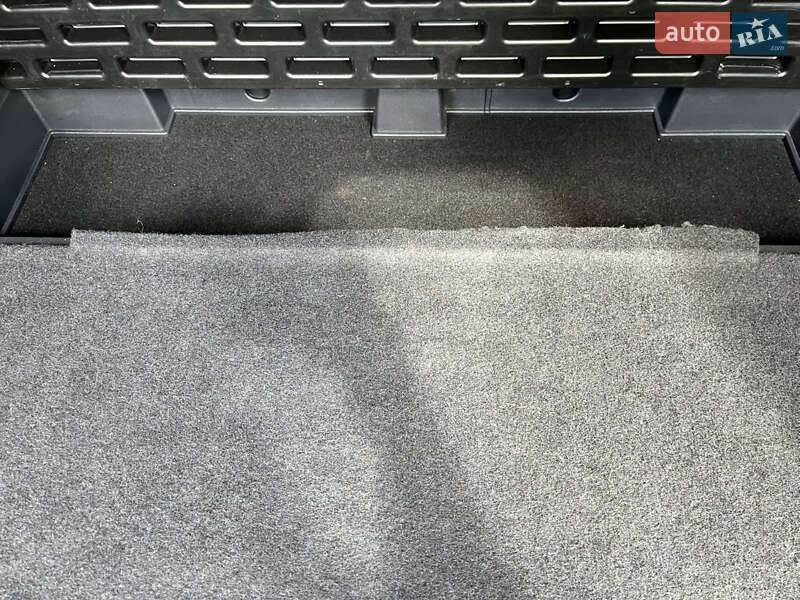 Универсал Volkswagen Golf 2011 в Буче