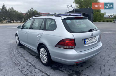 Универсал Volkswagen Golf 2013 в 