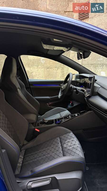 Хетчбек Volkswagen Golf 2025 в Харкові