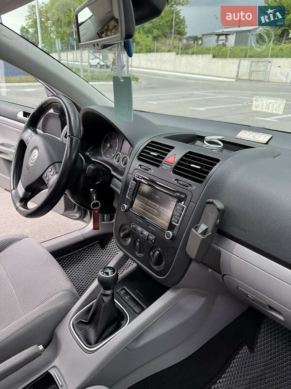 Универсал Volkswagen Golf 2009 в Виннице