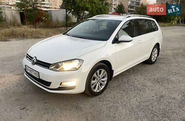 Универсал Volkswagen Golf 2013 в 
