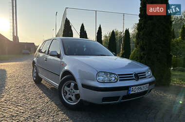 Хетчбек Volkswagen Golf 1999 в Жовкві