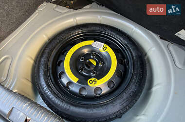 Хэтчбек Volkswagen Golf 2008 в 