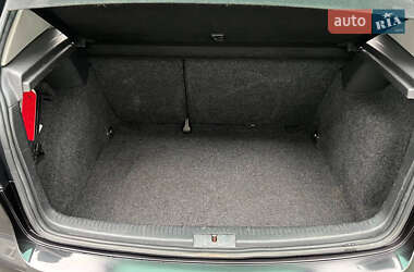Хэтчбек Volkswagen Golf 2008 в 