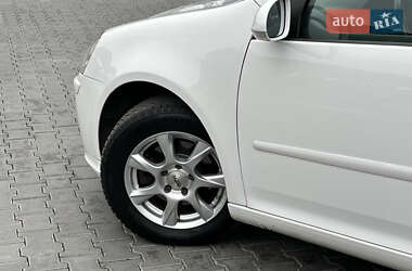 Хетчбек Volkswagen Golf 2008 в 