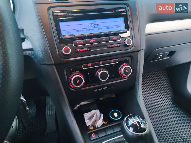 Универсал Volkswagen Golf 2010 в Киеве
