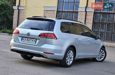 Универсал Volkswagen Golf 2020 в 