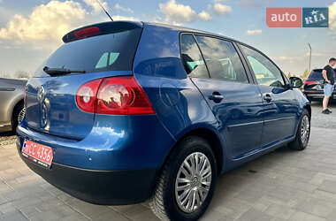 Хэтчбек Volkswagen Golf 2008 в 