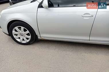 Універсал Volkswagen Golf 2009 в 