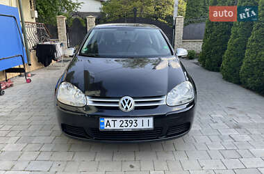 Хетчбек Volkswagen Golf 2006 в Івано-Франківську