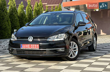 Универсал Volkswagen Golf 2017 в 