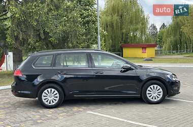 Універсал Volkswagen Golf 2015 в 
