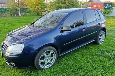Хетчбек Volkswagen Golf 2009 в Києві