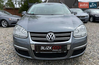 Універсал Volkswagen Golf 2009 в 