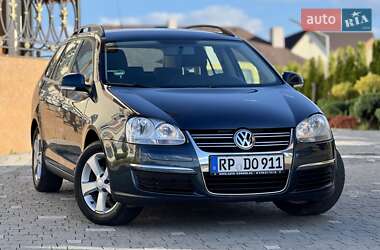 Універсал Volkswagen Golf 2009 в Дрогобичі