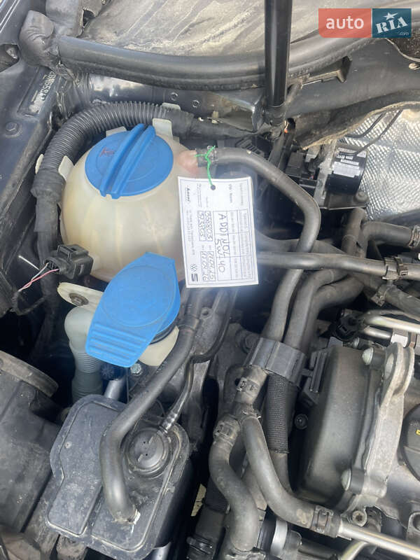 Універсал Volkswagen Golf 2011 в Львові