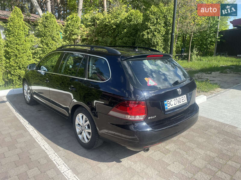 Універсал Volkswagen Golf 2011 в Львові