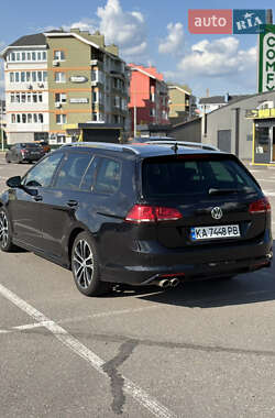 Універсал Volkswagen Golf 2014 в 