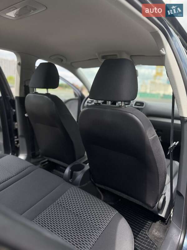 Хетчбек Volkswagen Golf 2009 в Чернігові