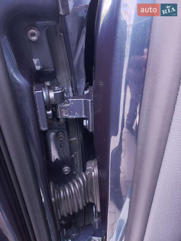 Хетчбек Volkswagen Golf 2007 в Запоріжжі