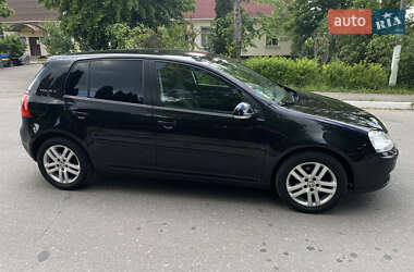 Хэтчбек Volkswagen Golf 2007 в 