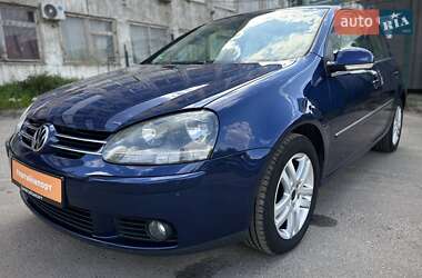 Хэтчбек Volkswagen Golf 2008 в 
