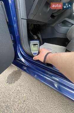 Хэтчбек Volkswagen Golf 2008 в 