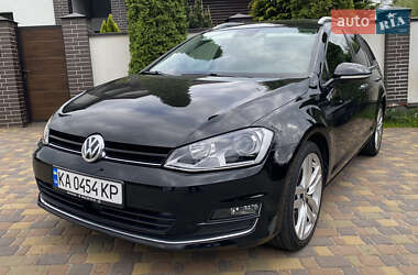 Универсал Volkswagen Golf 2015 в Киеве