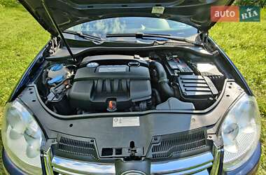 Универсал Volkswagen Golf 2009 в 
