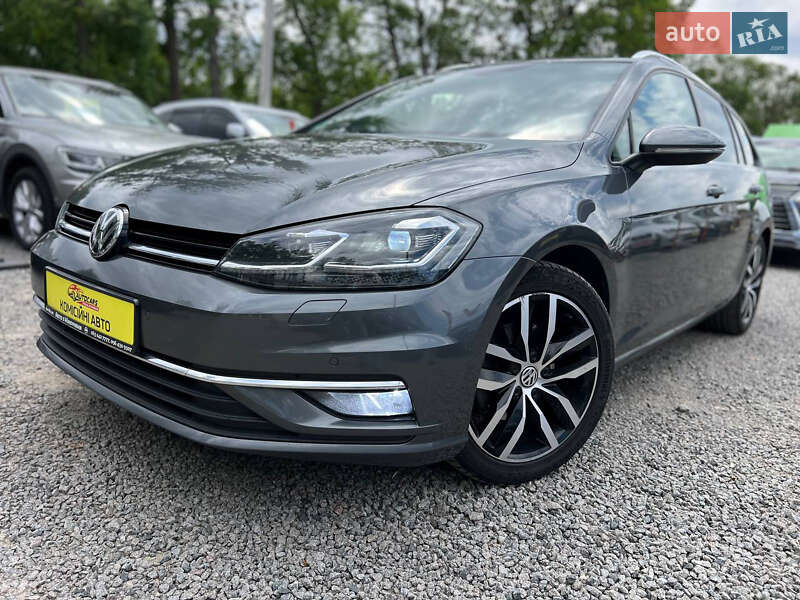 Універсал Volkswagen Golf 2019 в 