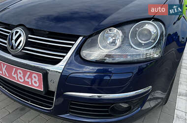 Универсал Volkswagen Golf 2009 в 