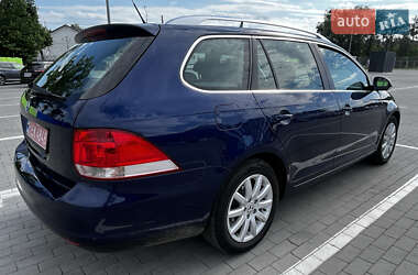 Универсал Volkswagen Golf 2009 в 