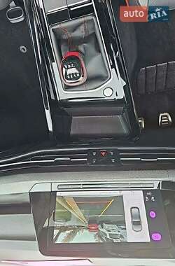Хетчбек Volkswagen Golf 2015 в 