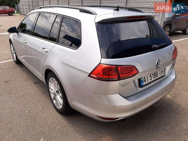 Універсал Volkswagen Golf 2016 в Києві