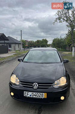 Хэтчбек Volkswagen Golf 2009 в 
