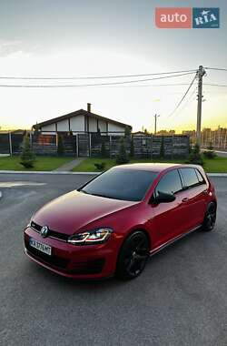 Хэтчбек Volkswagen Golf 2016 в Харькове
