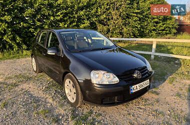Хэтчбек Volkswagen Golf 2006 в Киеве