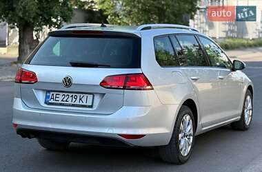 Универсал Volkswagen Golf 2015 в 
