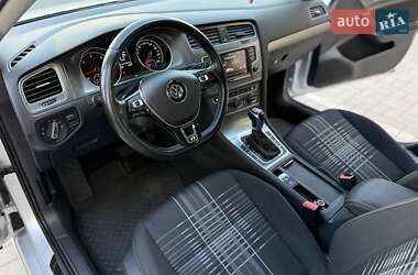 Универсал Volkswagen Golf 2015 в 