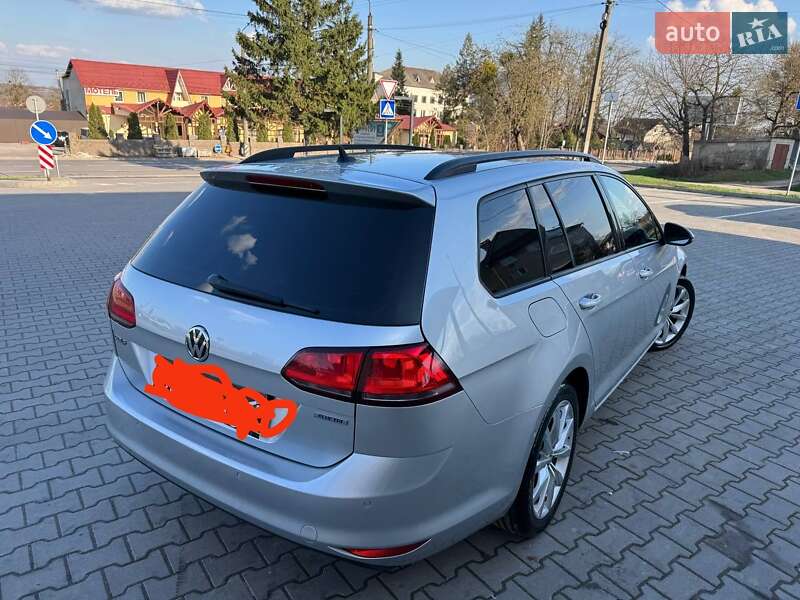 Универсал Volkswagen Golf 2016 в Ивано-Франковске