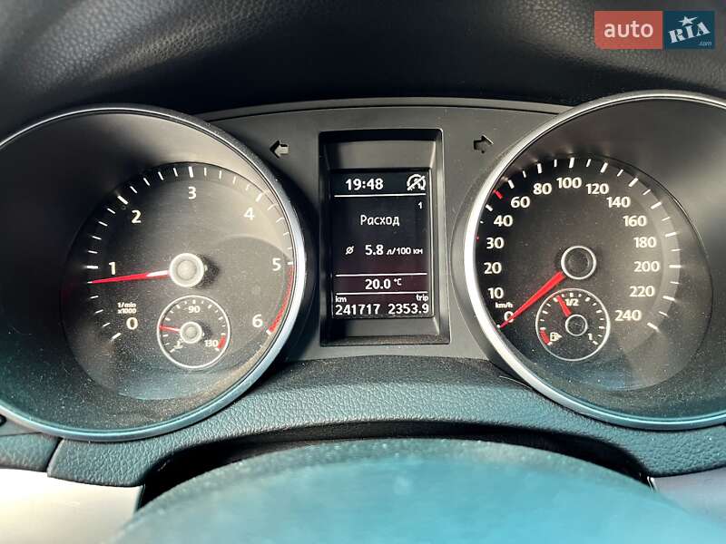 Універсал Volkswagen Golf 2011 в Березному