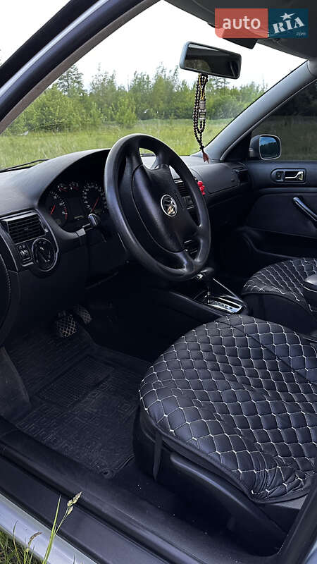 Універсал Volkswagen Golf 1999 в Калинівці