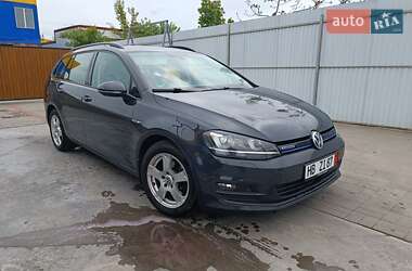 Универсал Volkswagen Golf 2015 в 