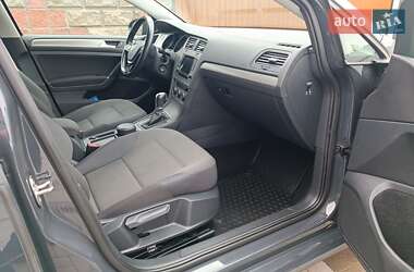 Универсал Volkswagen Golf 2015 в 