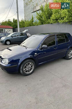 Хэтчбек Volkswagen Golf 2000 в Днепре